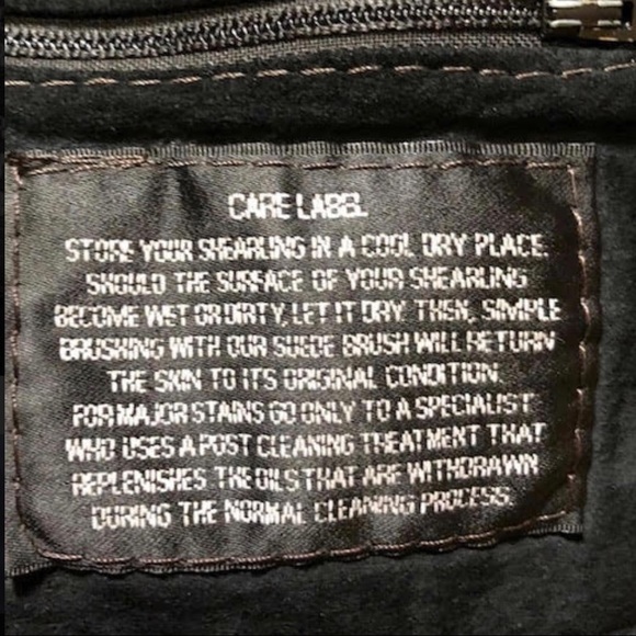 Beautiful and warm chocolate brown shearling coat - Picture 5 of 6